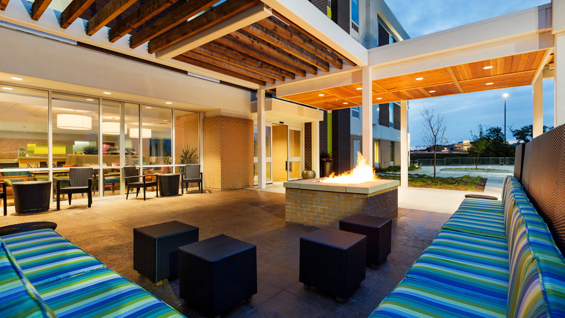 Home2 Suites by Hilton – Omaha West
