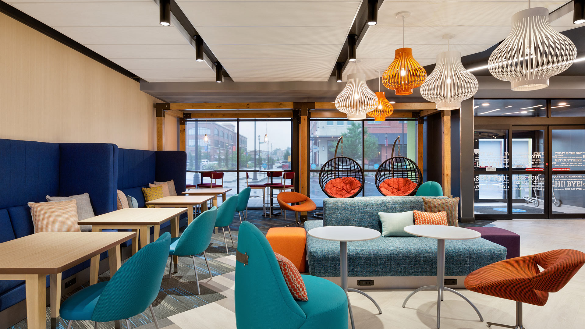 Tru by Hilton – St. Charles