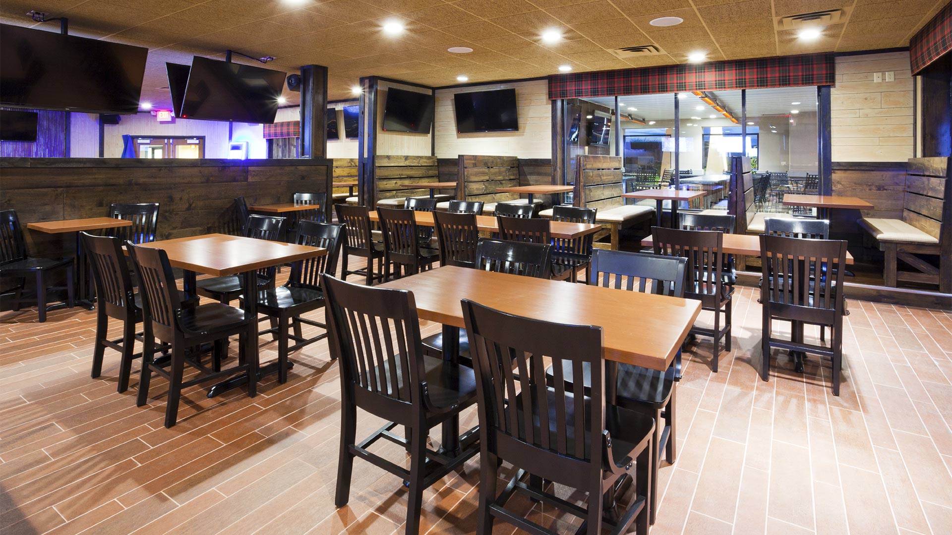 Ruff’s Wings & Sports Bar