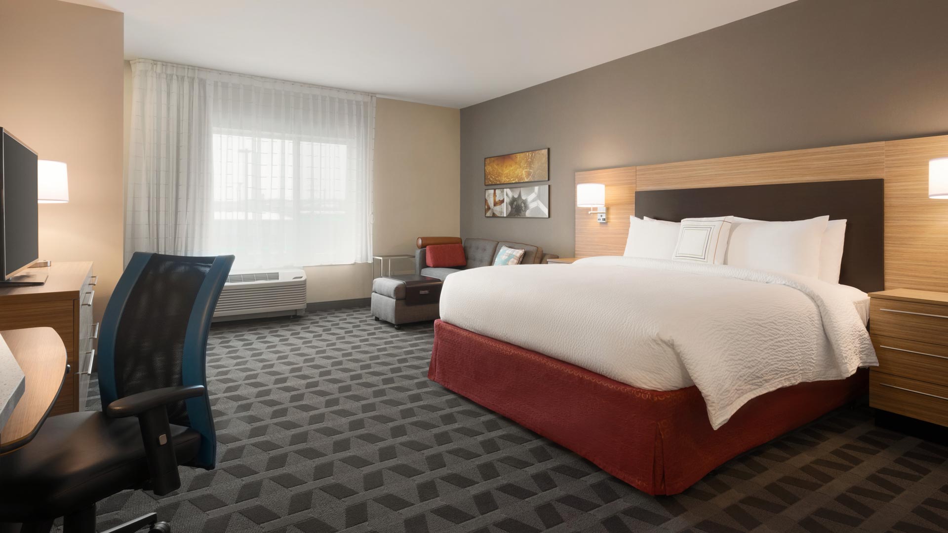 TownePlace Suites – Dubuque