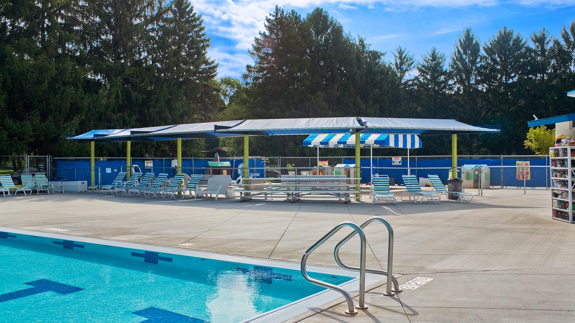 Hill Farm Swim Club