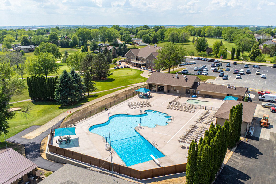 The key to increasing country club membership? Your pool.