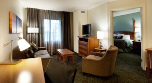 A one bedroom suite at a Staybridge Suites.